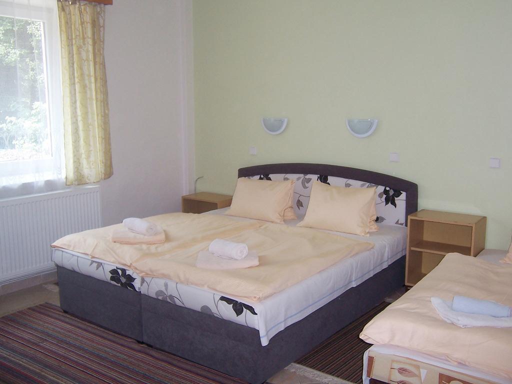 Penzion Certovy Kameny Jesenik Room photo